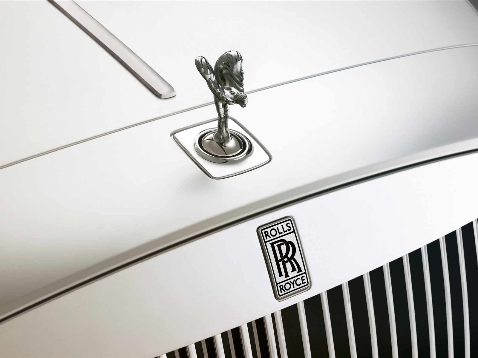 Rolls Royce Logo on Car